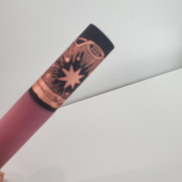 MAC x Pony Park Limited Edition Matte Lip Mousse - Beck and Call - Picture 5 of 11